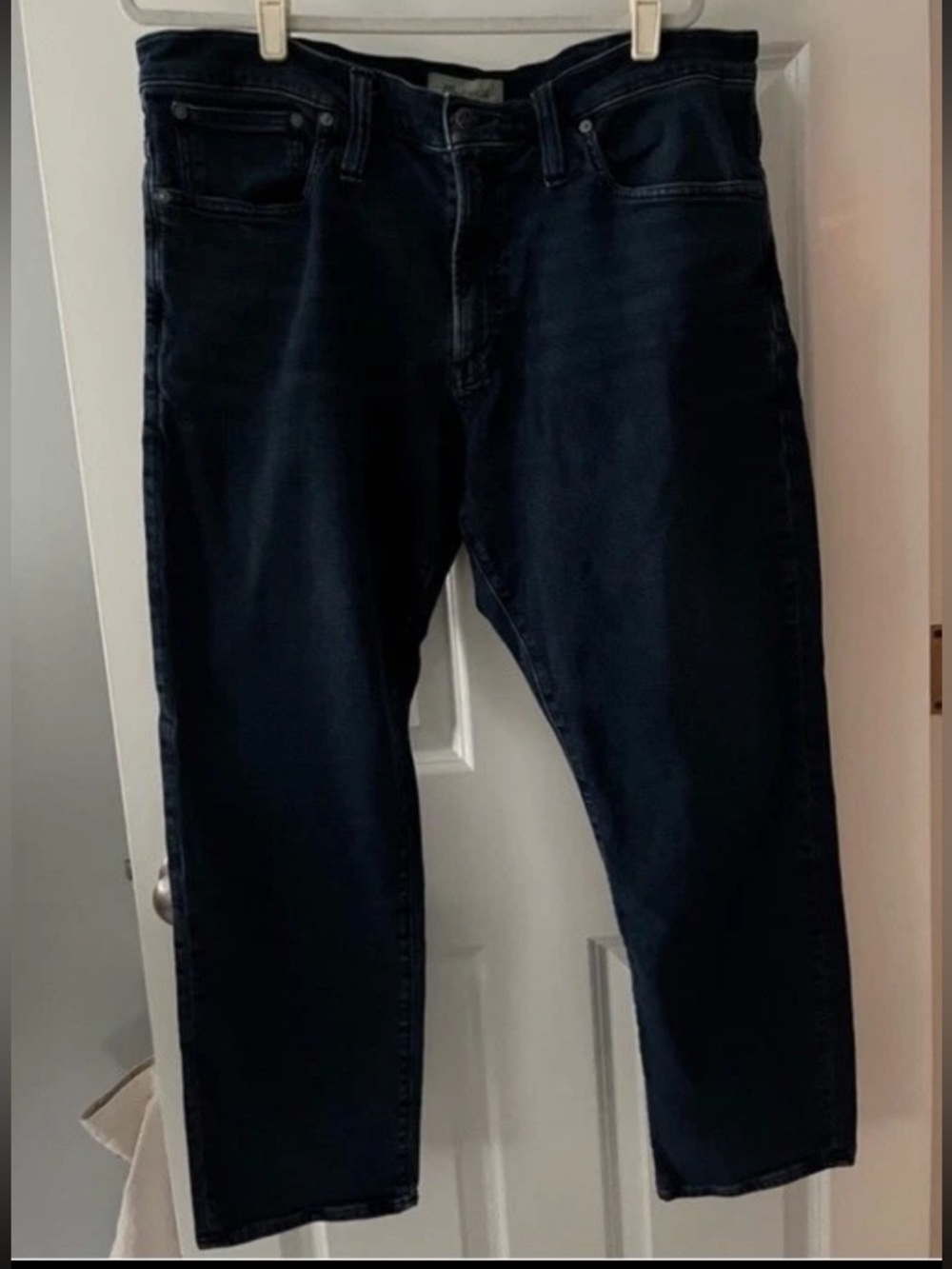 Madewell Men's Slim Jeans In Paxson Wash | Size: 40/30 | Good
Used Condition